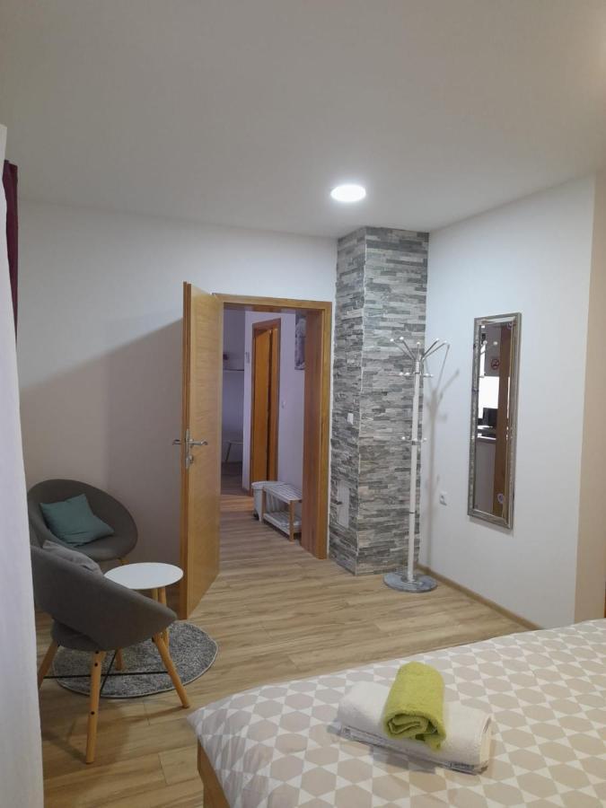 Apartment Lena Gornji Vaganac Esterno foto